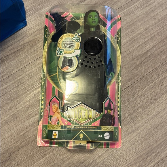 Other - Bnib Wicked Elphaba singing doll